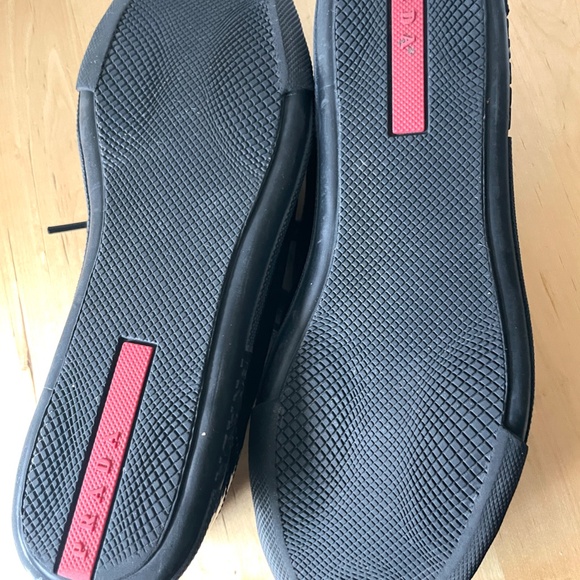 Prada Black Womens Patient Leather Sneaker 3E5811. Size 6B. 0074 - Picture 8 of 8